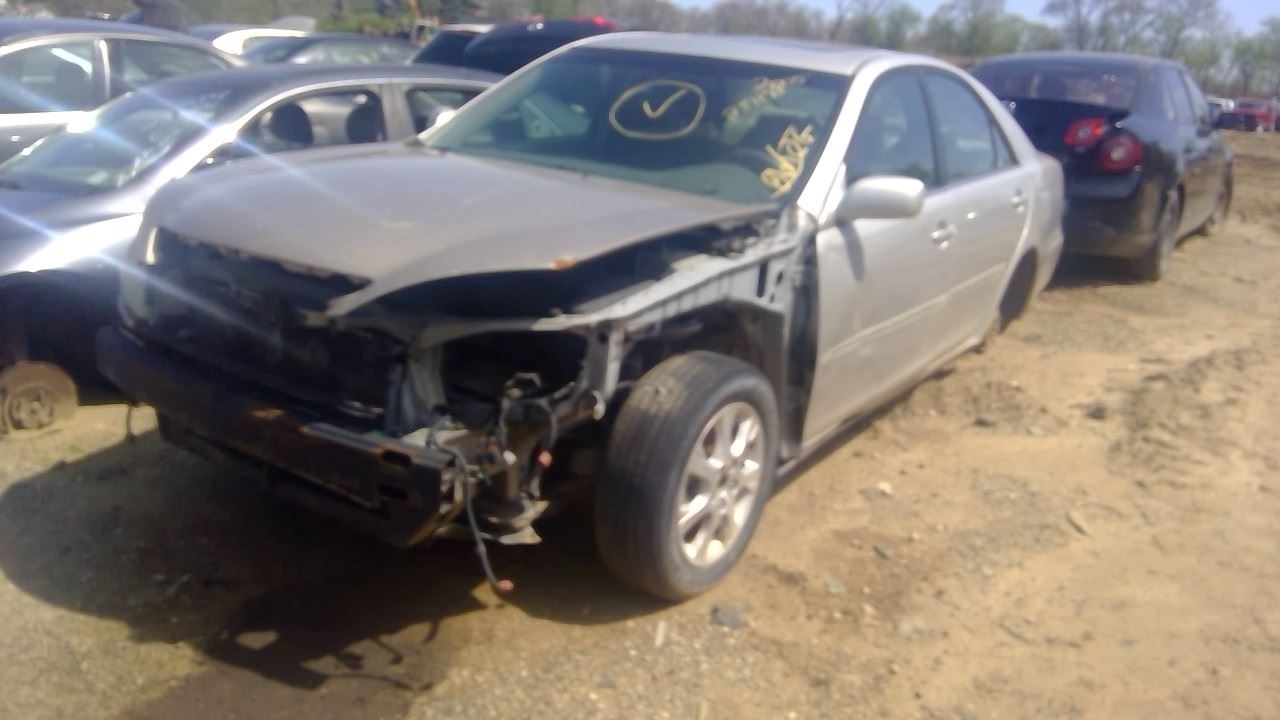 2005 TOYOTA Camry