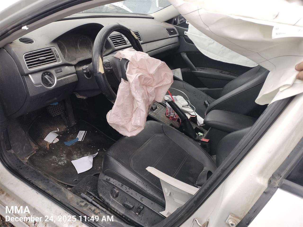 LEFT FRONT WIPER ARM OEM 2020 VOLKSWAGEN PASSAT 561955409B - Image 2