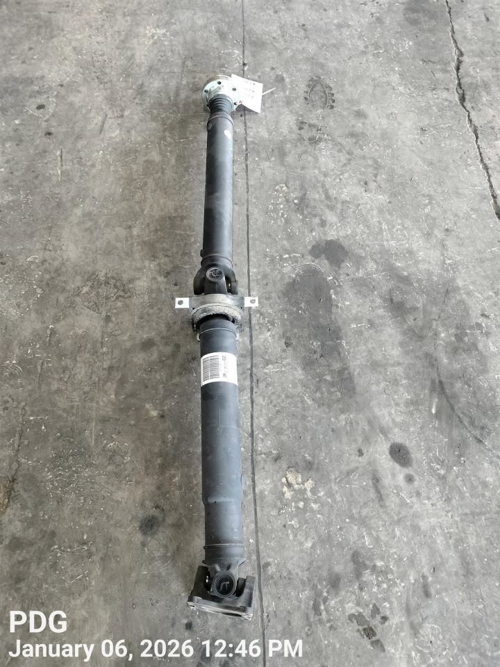 Benzeen Drive Shaft 5.0L VIN F 8th Digit Fits 18-23 MUSTANG 8796923 - Image 1