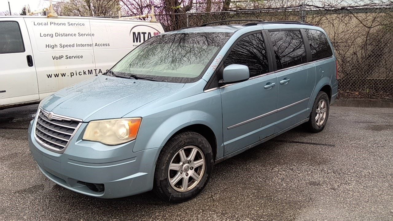 2010 CHRYSLER Town and Country