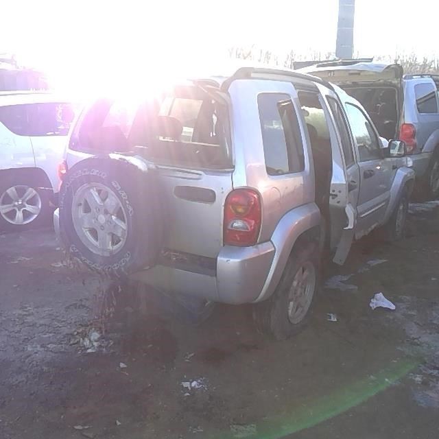 2004 JEEP Liberty