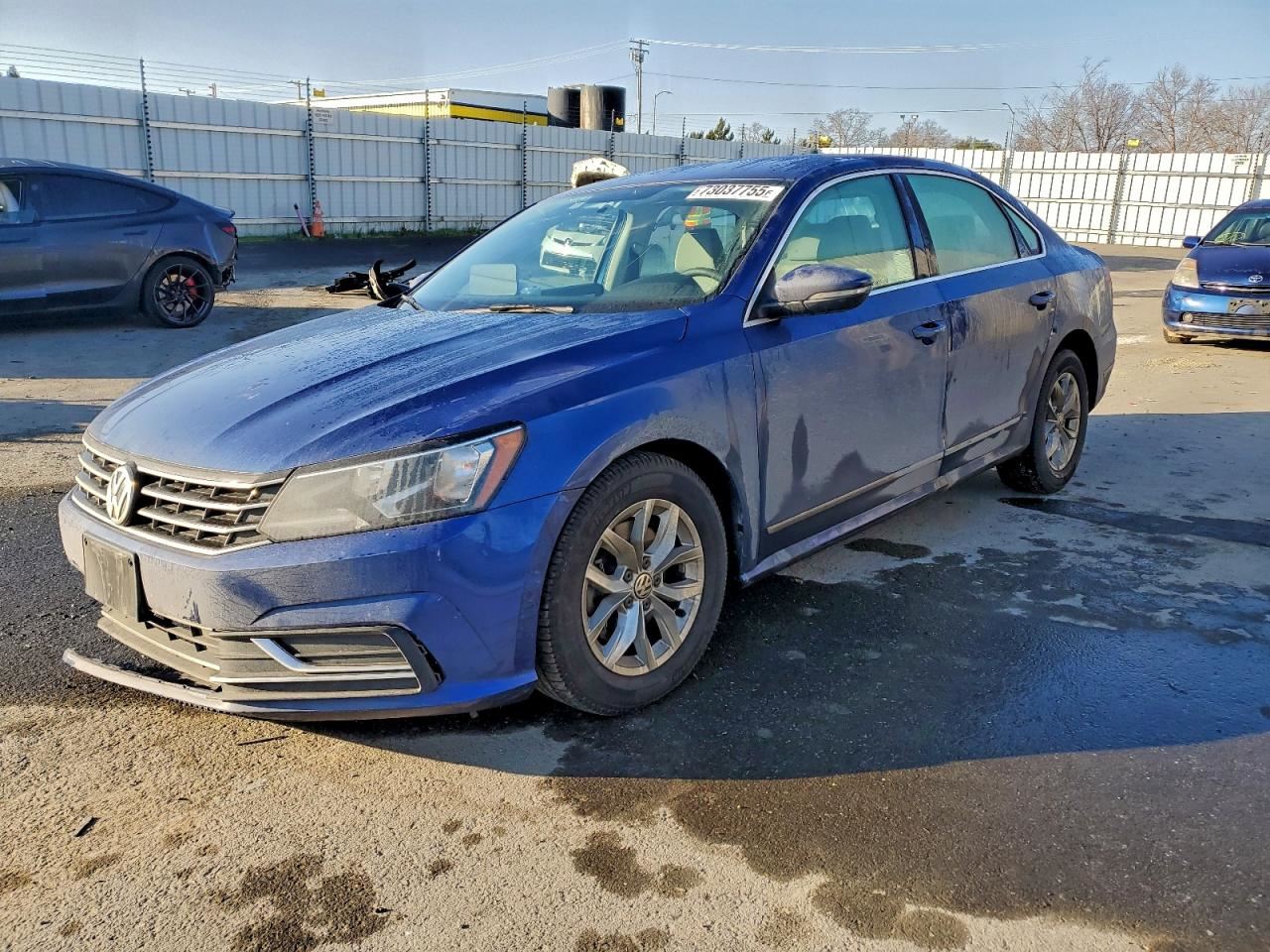 RIGHT FRONT WIPER ARM OEM 2015 VOLKSWAGEN PASSAT 561955410 - Image 1