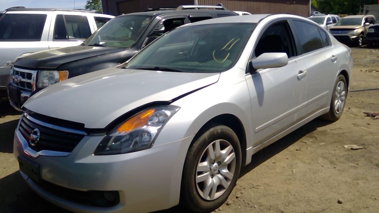 2009 NISSAN Altima