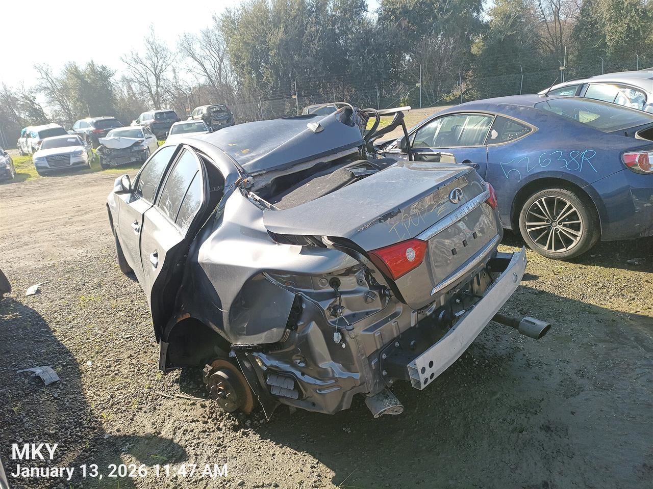 RIGHT FRONT WIPER ARM OEM 2018 INFINITI Q50 288864GF0A - Image 1