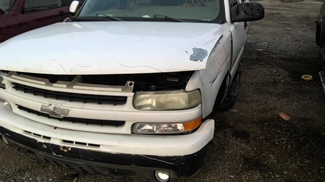 2003 CHEVROLET Tahoe