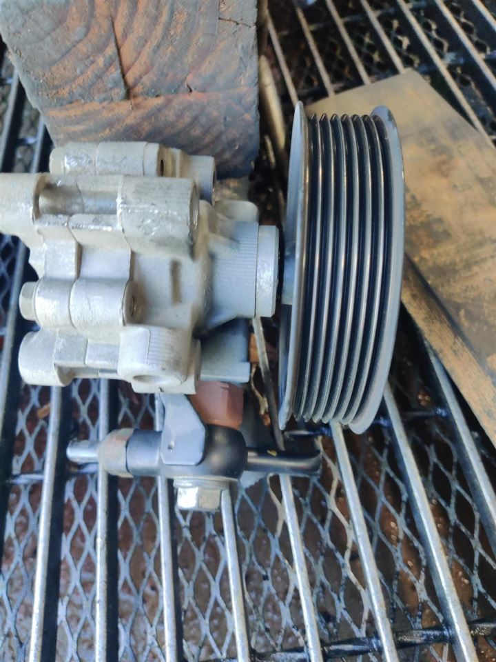 POWER STEERING PUMP/MOTOR OEM 16-23 TOYOTA TACOMA 1YR WRNTY 4431004200 - Image 1