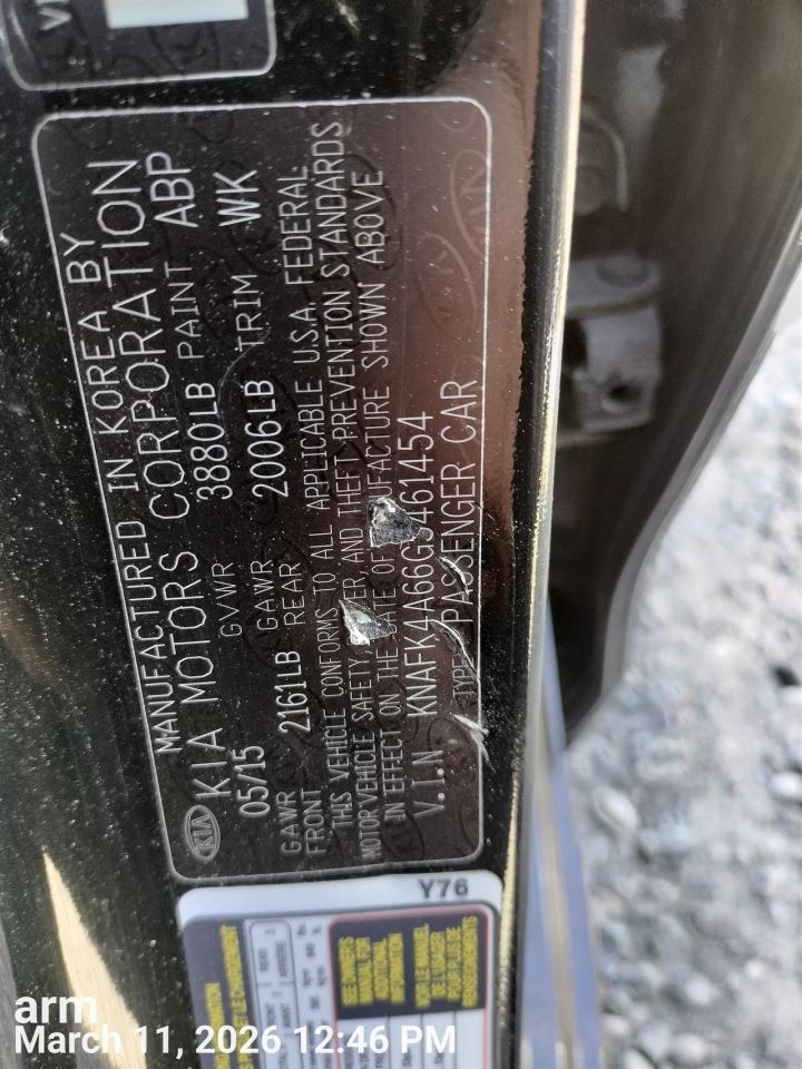RIGHT BLK FRONT HEADREST OEM 2016 KIA FORTE - Image 2