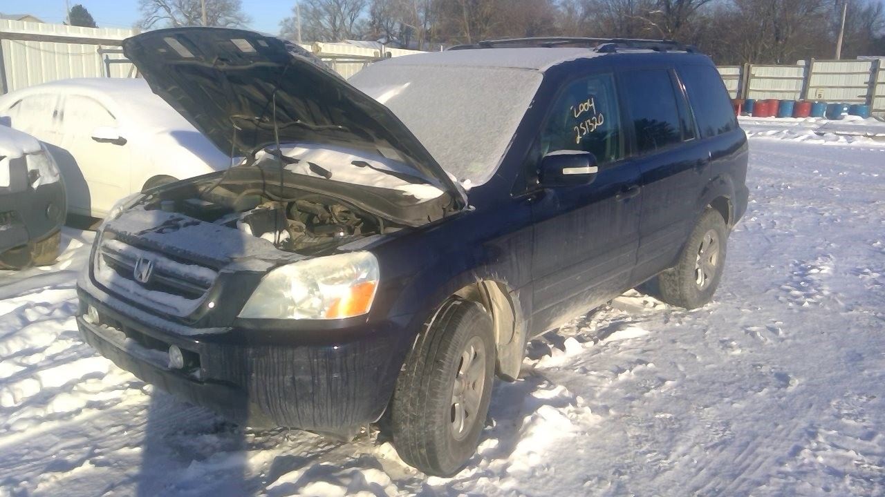2004 HONDA Pilot