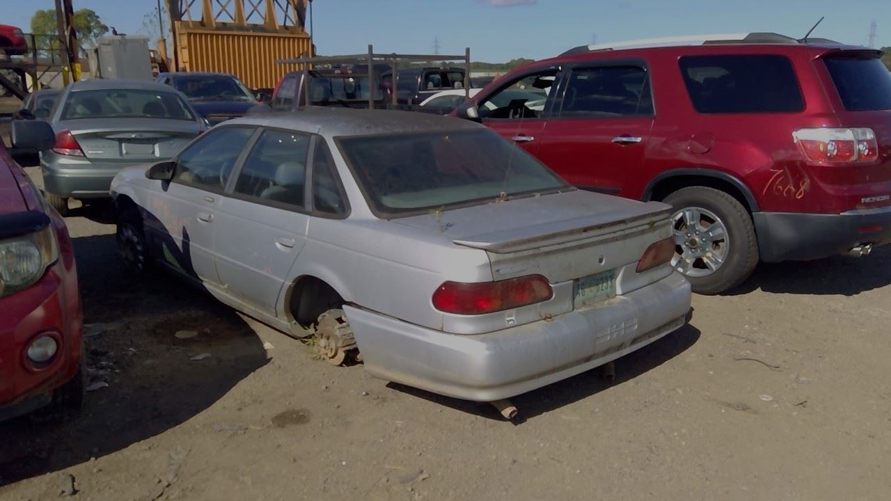 1995 FORD Taurus