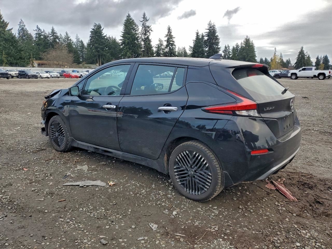 RIGHT FRONT WIPER ARM OEM 2022 NISSAN LEAF 288863NF0A - Image 2