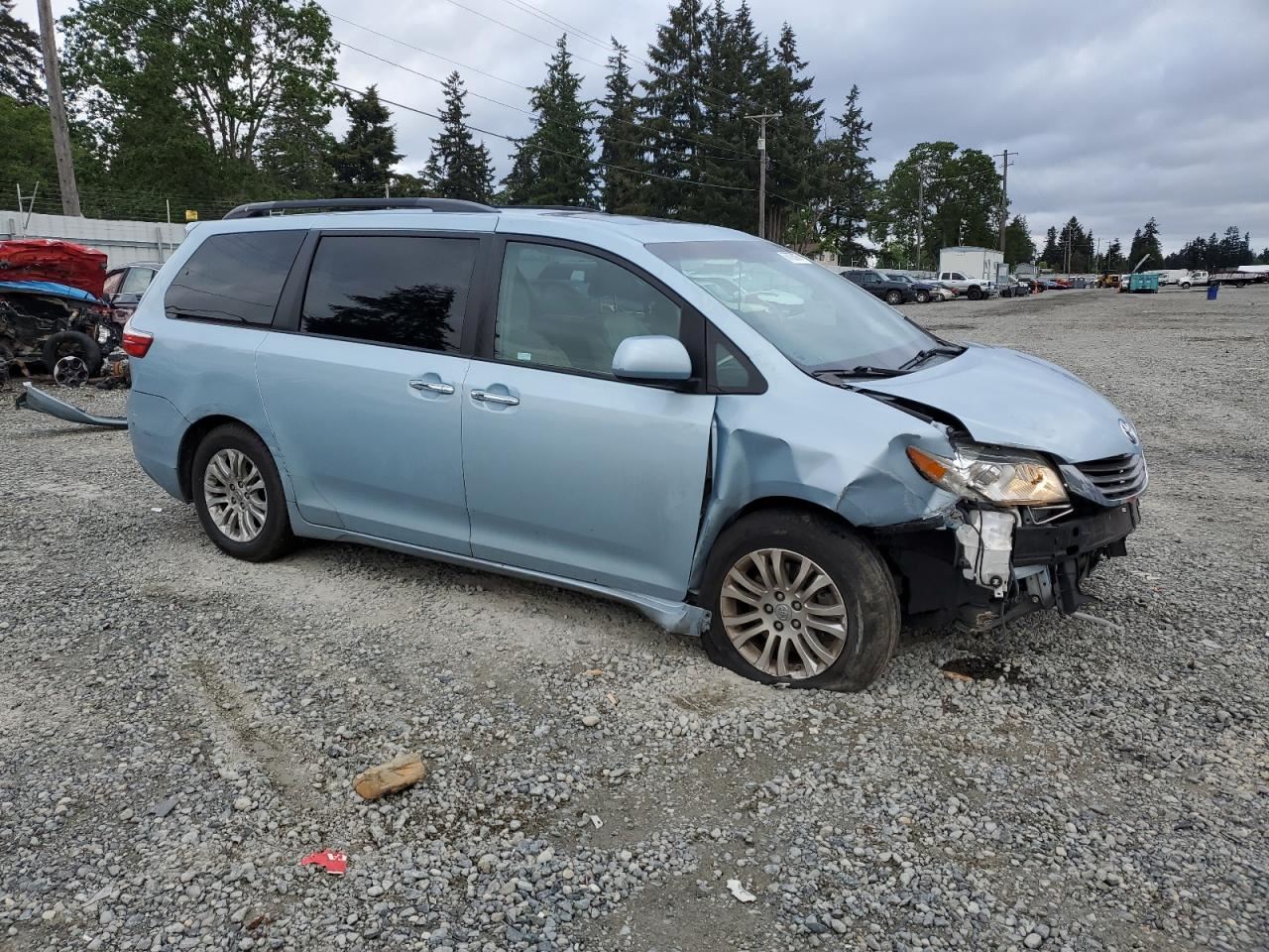 SIENNA 2015 Valance Rear 5815277 - Image 5