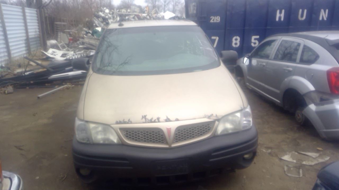 2005 PONTIAC Montana Sv6