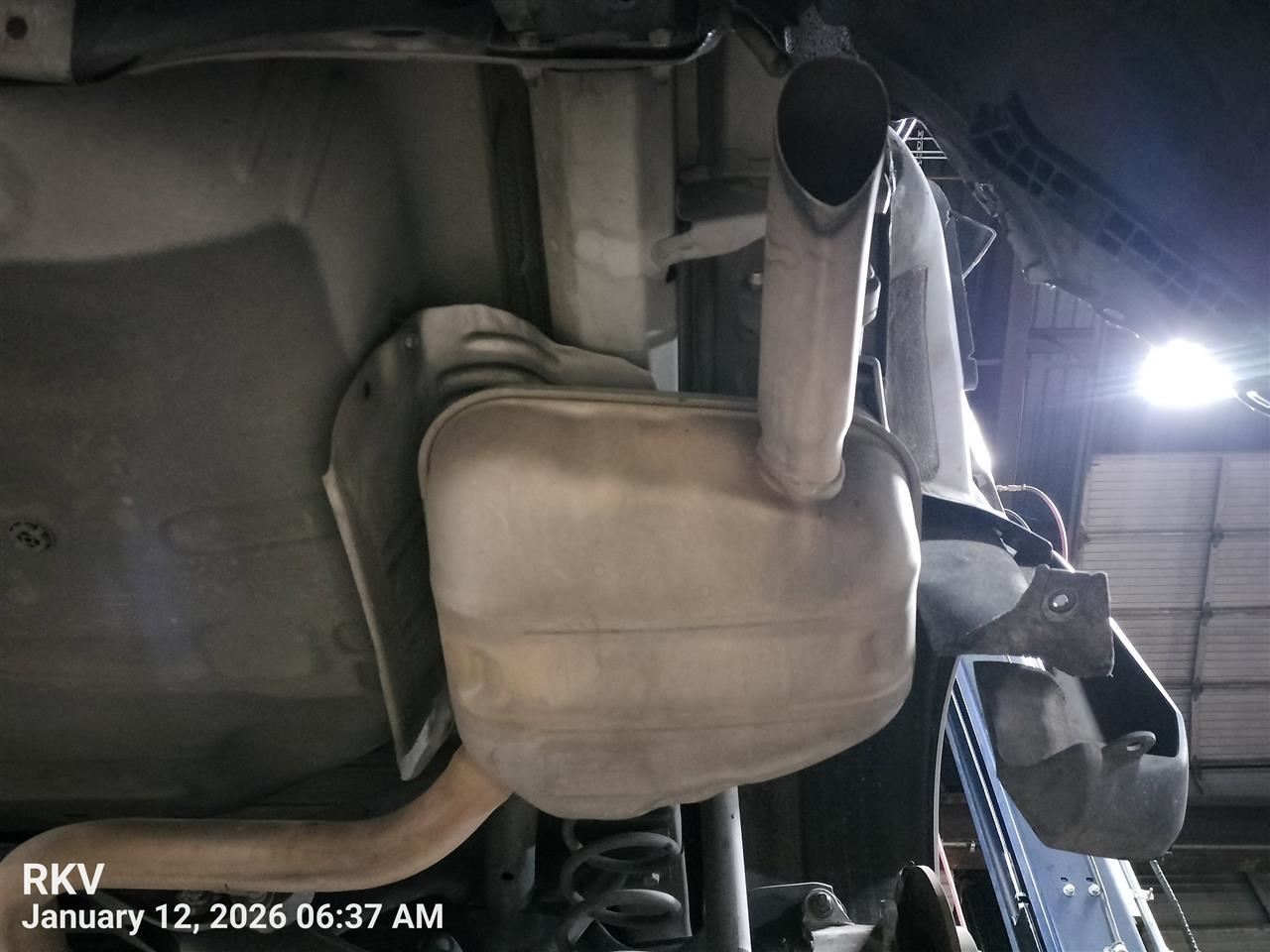 Benzeen 2016 Muffler 8684225 - Image 1