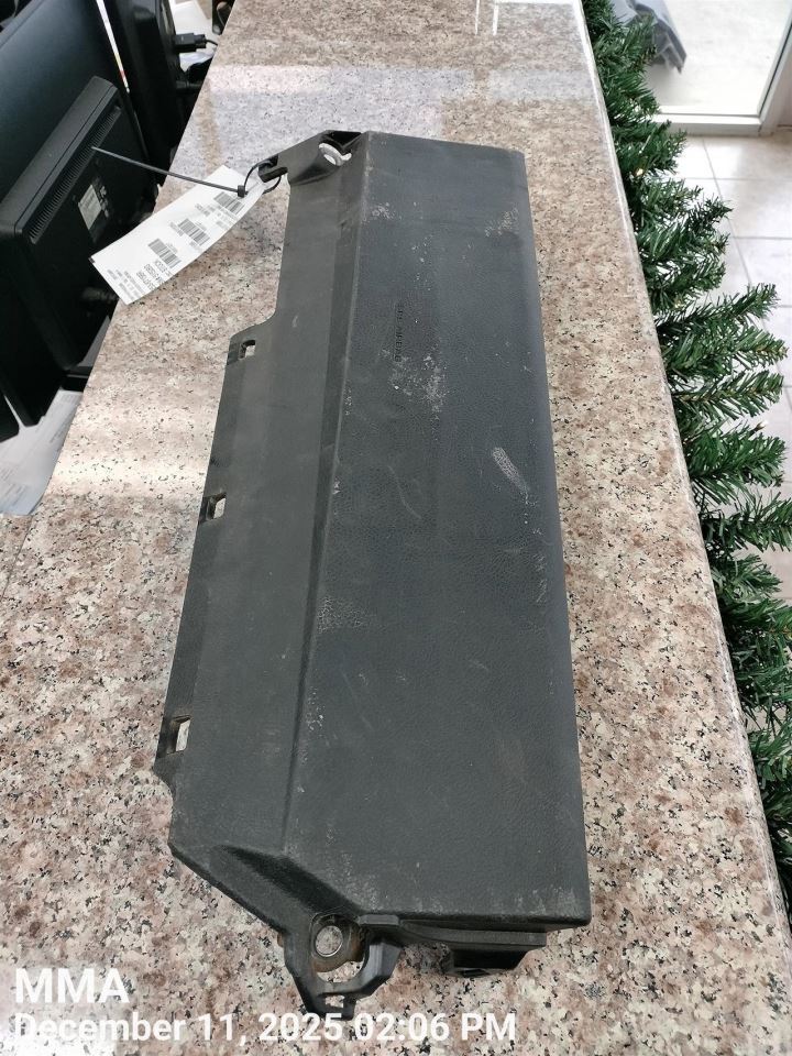 PASSANGER KNEE AIR BAG ONLY OEM 12-17 TOYOTA CAMRY - Image 4