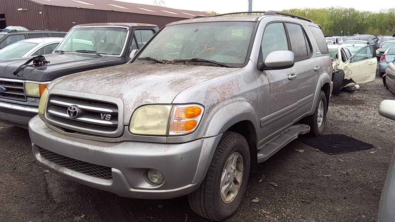 2002 TOYOTA Sequoia