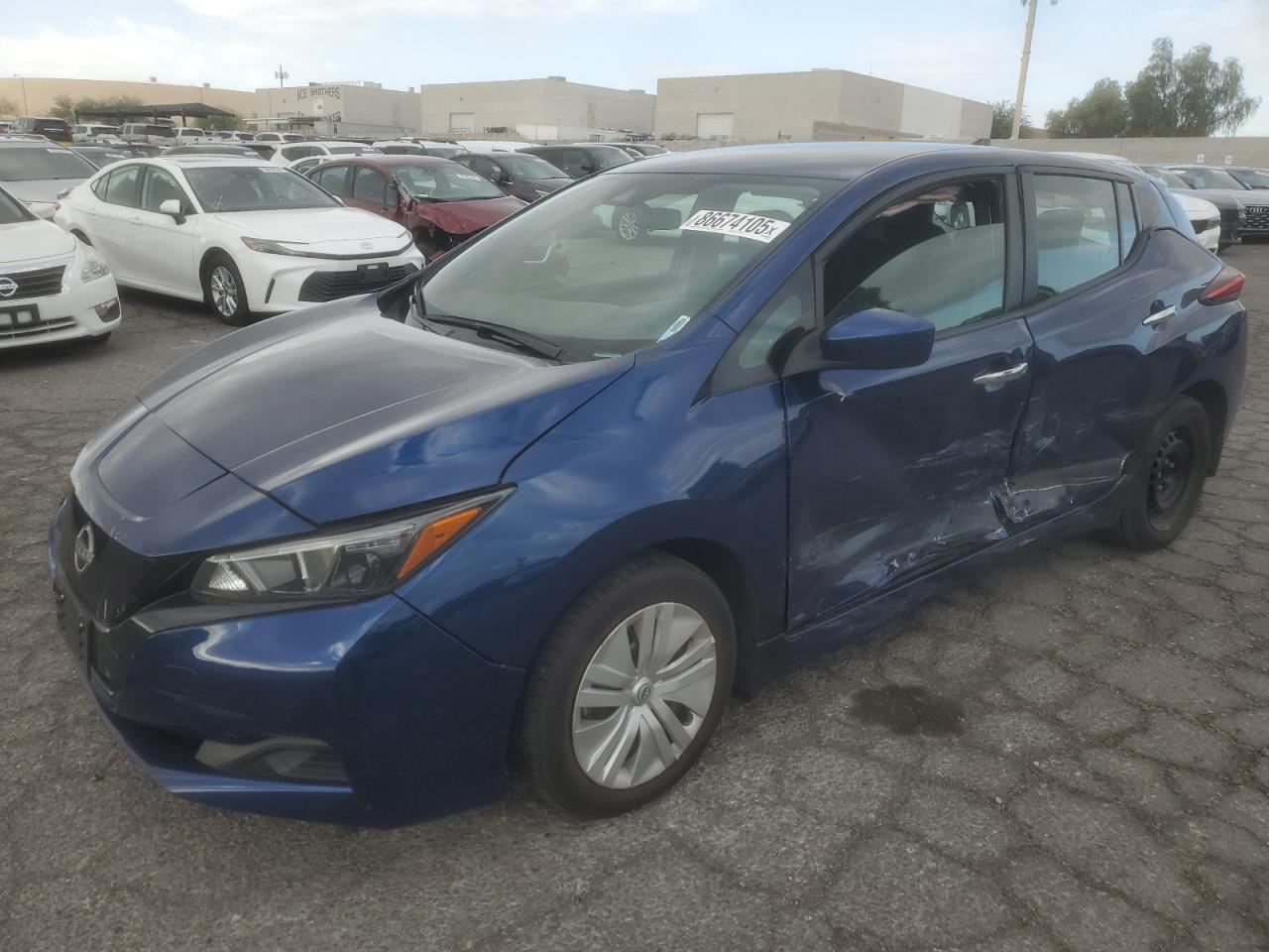 LEFT FRONT WIPER ARM OEM 2016 NISSAN LEAF 288813NF0A - Image 1