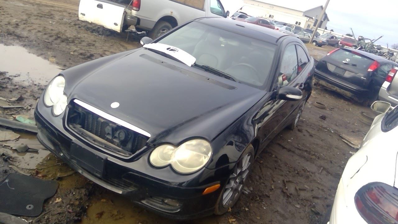 2005 MERCEDES-BENZ C-Class