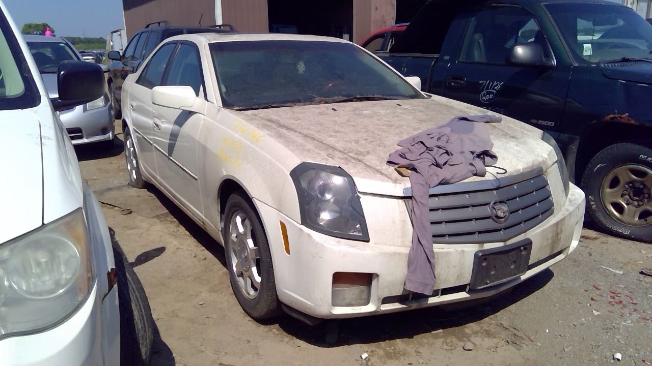 2004 CADILLAC Cts