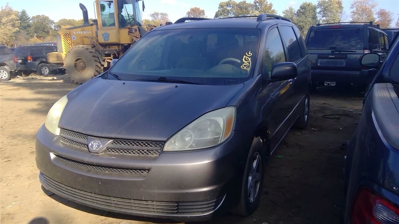 2004 TOYOTA Sienna