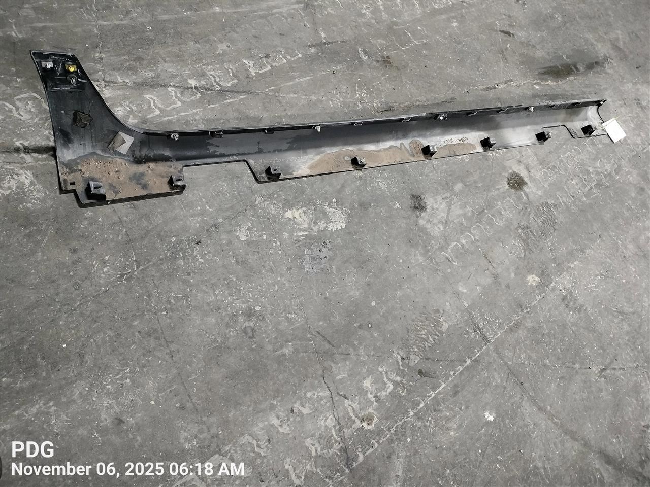 LEFT GRY ROCKER PANEL MOULDING OEM 2017 CHRYSLER PACIFICA 5RP21TZZAD - Image 3