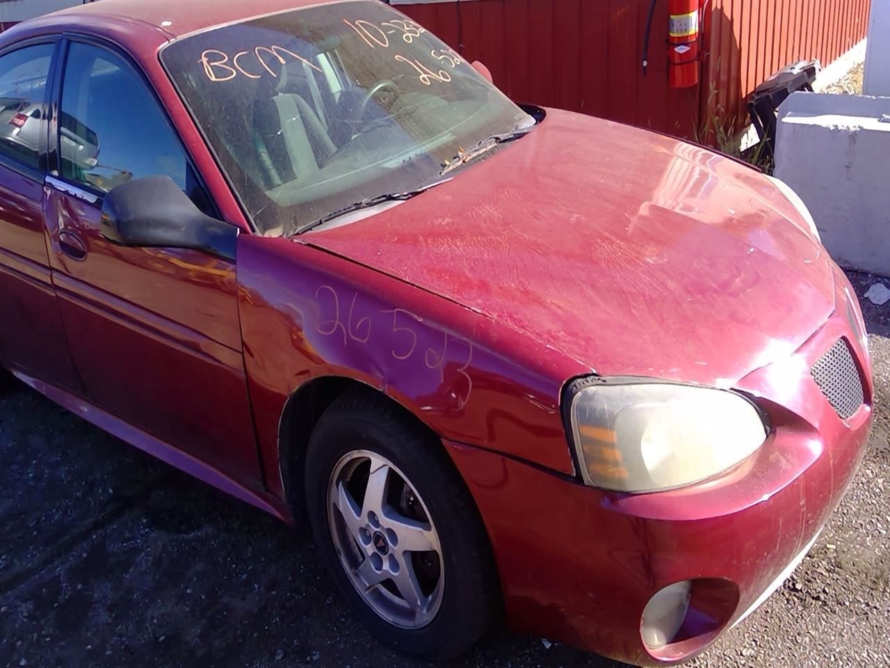 2004 PONTIAC Grand Prix