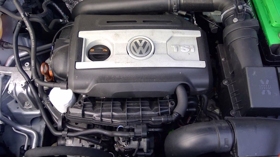 Used 2011 Volkswagen Tiguan Engine Engine (2.0l, Vin V, 5th Digit