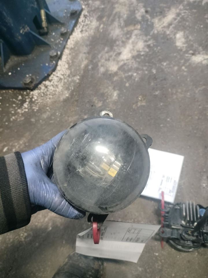 RIGHT FOG LAMP OEM 15-17 FORD MUSTANG 1YR WRNTY - Image 2