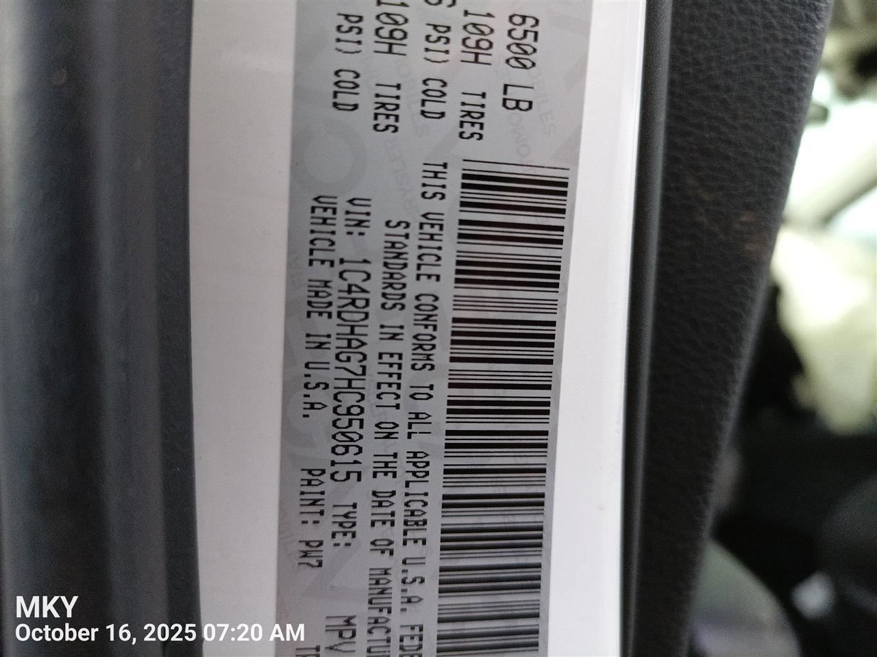 BLK REAR HEADREST OEM 2017 DODGE DURANGO - Image 3