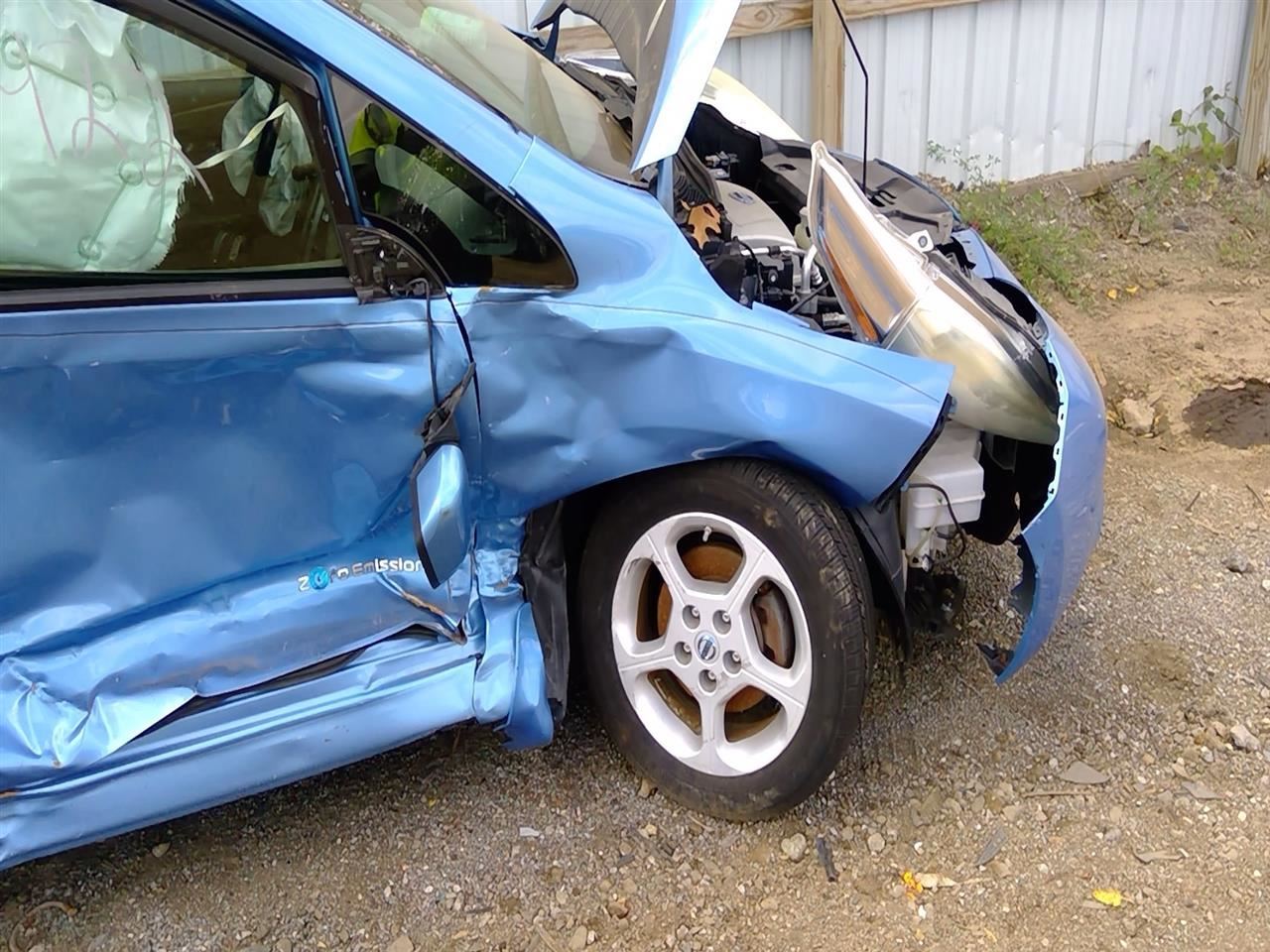 2013 NISSAN Leaf