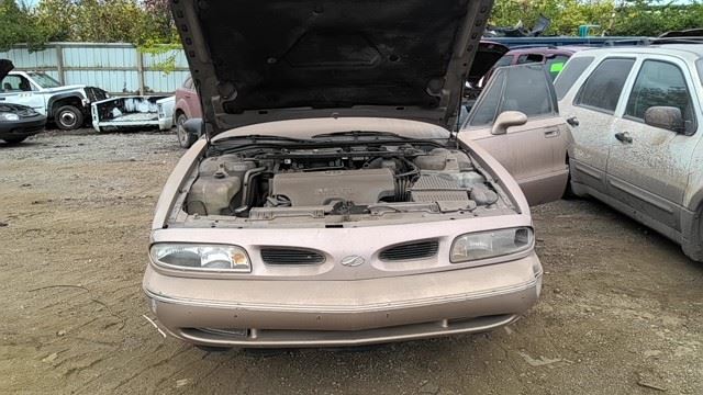 1998 OLDSMOBILE Eighty Eight (88)
