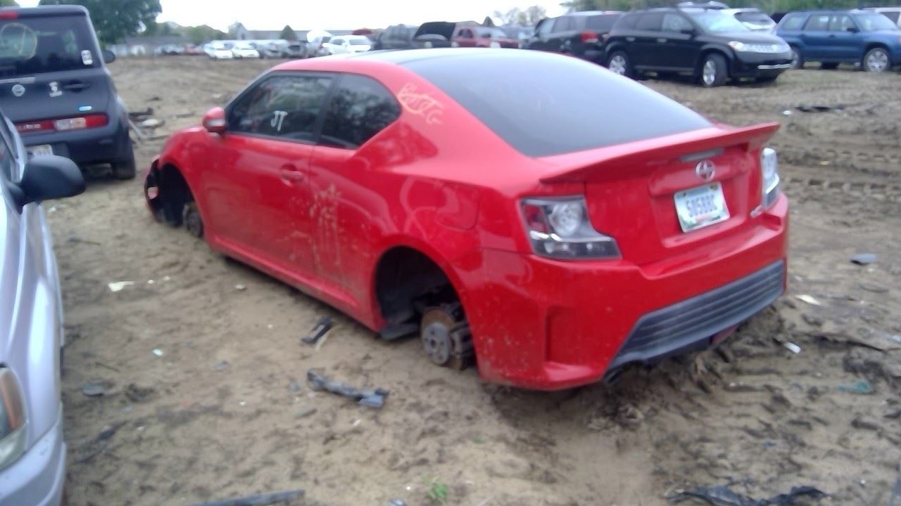 2015 TOYOTA Scion tC
