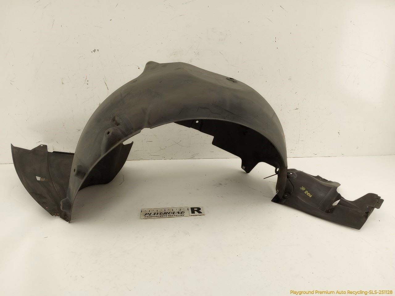 BMW Z4 E85 Passenger Right Rear Inner Fender Liner Fits 2003-2008