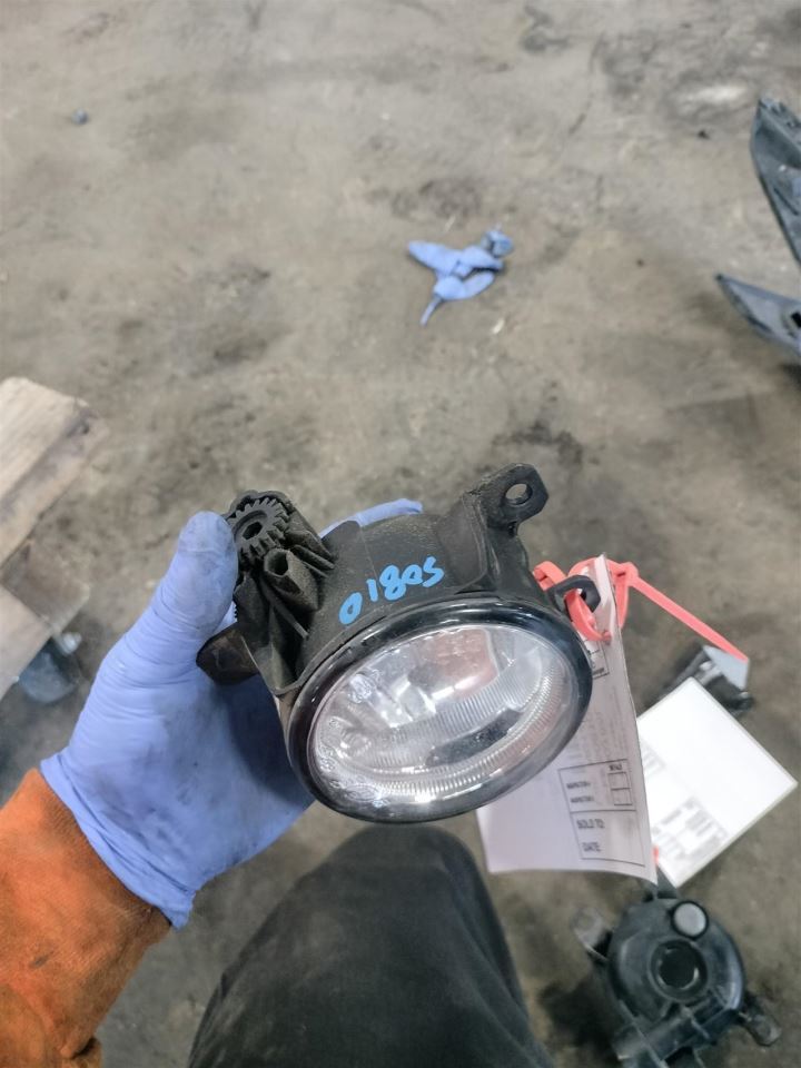 LEFT FRONT FOG LAMP OEM 15-17 HONDA FIT 1YR WRNTY - Image 2