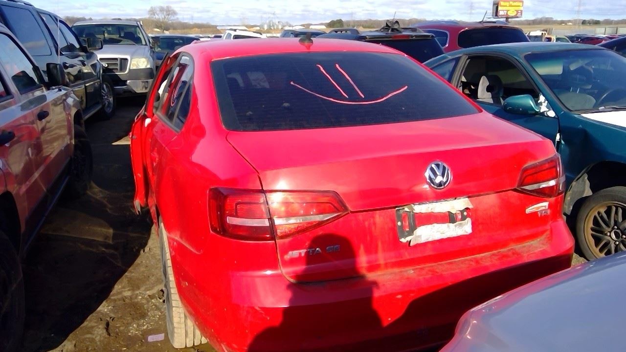 2015 VOLKSWAGEN Jetta