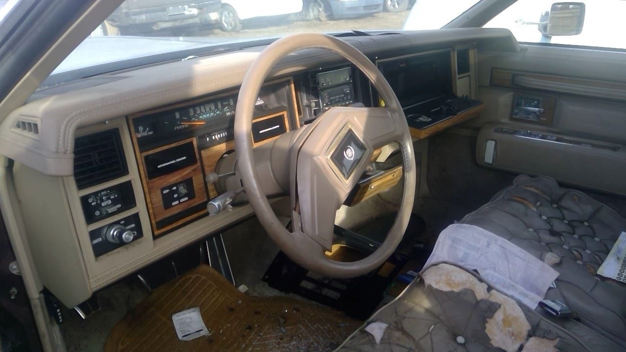 1985 CADILLAC Seville