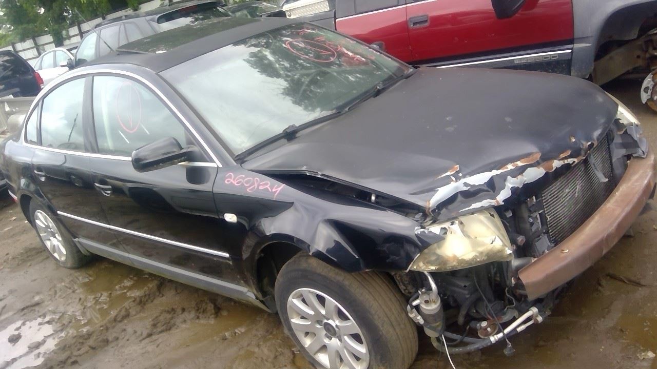 2003 VOLKSWAGEN Passat