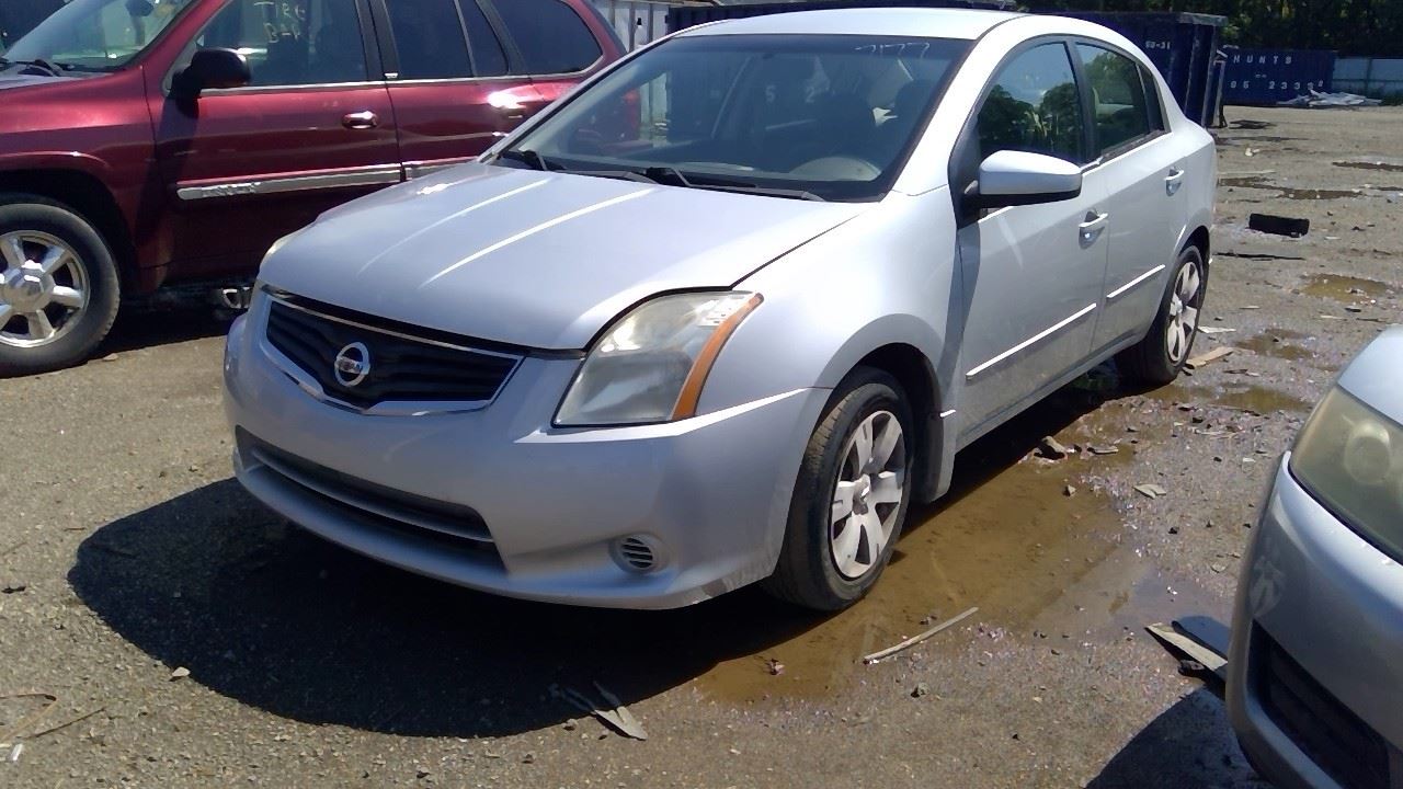 2010 NISSAN Sentra