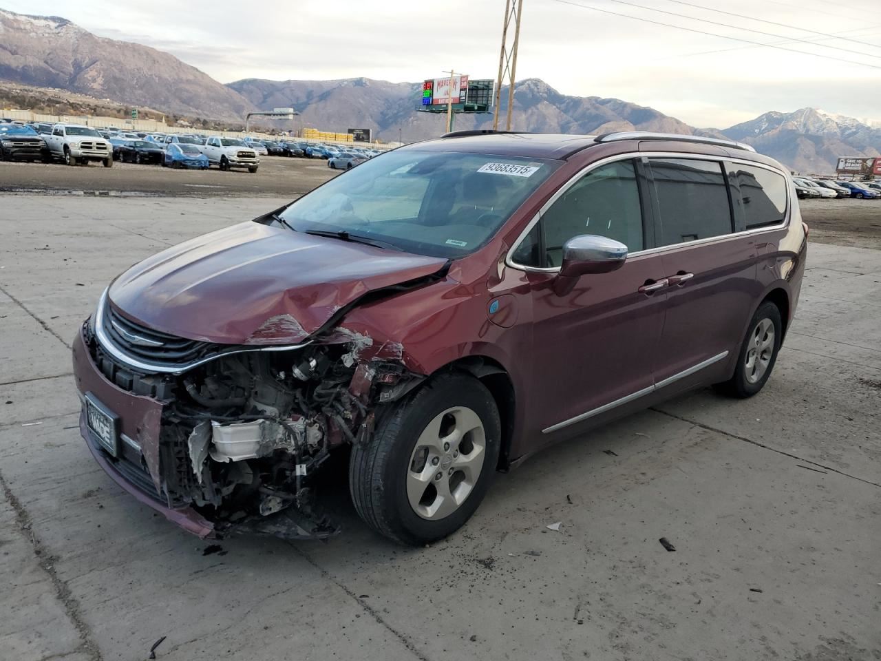 LEFT FRONT WIPER ARM OEM 2017 CHRYSLER PACIFICA 68316739AA - Image 1