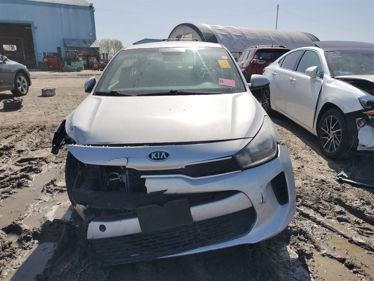 LEFT BLK FRONT HEADREST OEM 2018 KIA RIO - Image 3