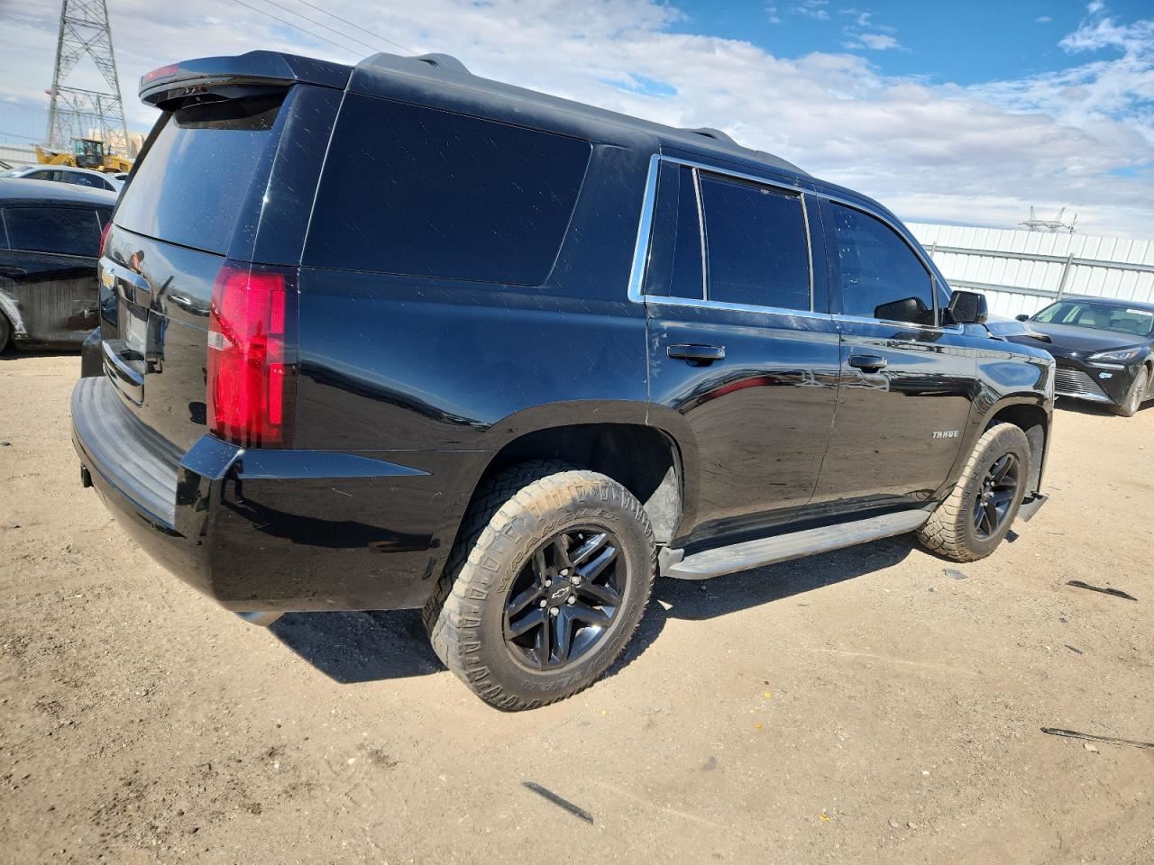 TAHOE 2017 Dash Wire Harness 7570443 - Image 3