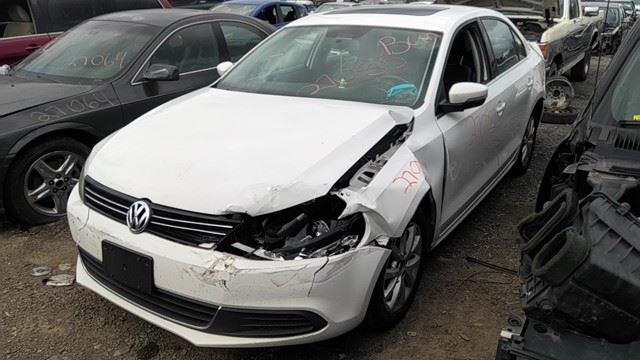 2013 VOLKSWAGEN Jetta