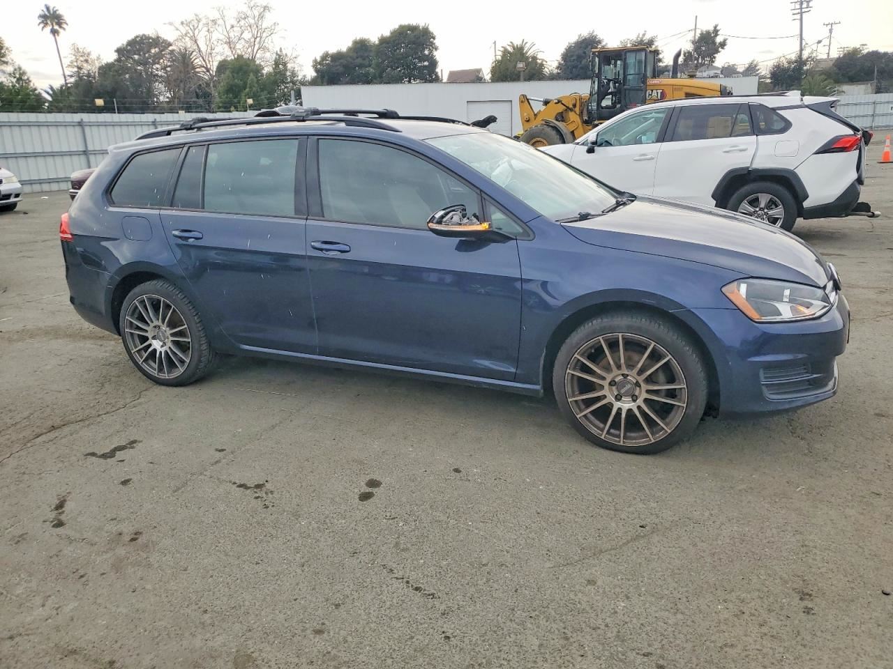 LEFT TAN FRONT HEADREST OEM 2016 VOLKSWAGEN GOLF 5GM881903CTNI - Image 5