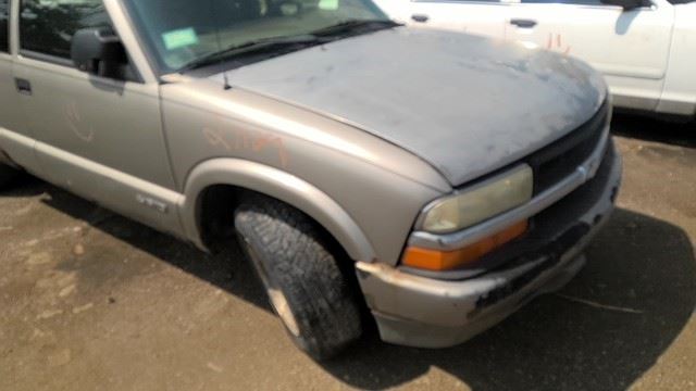 2003 CHEVROLET S-10 Pickup