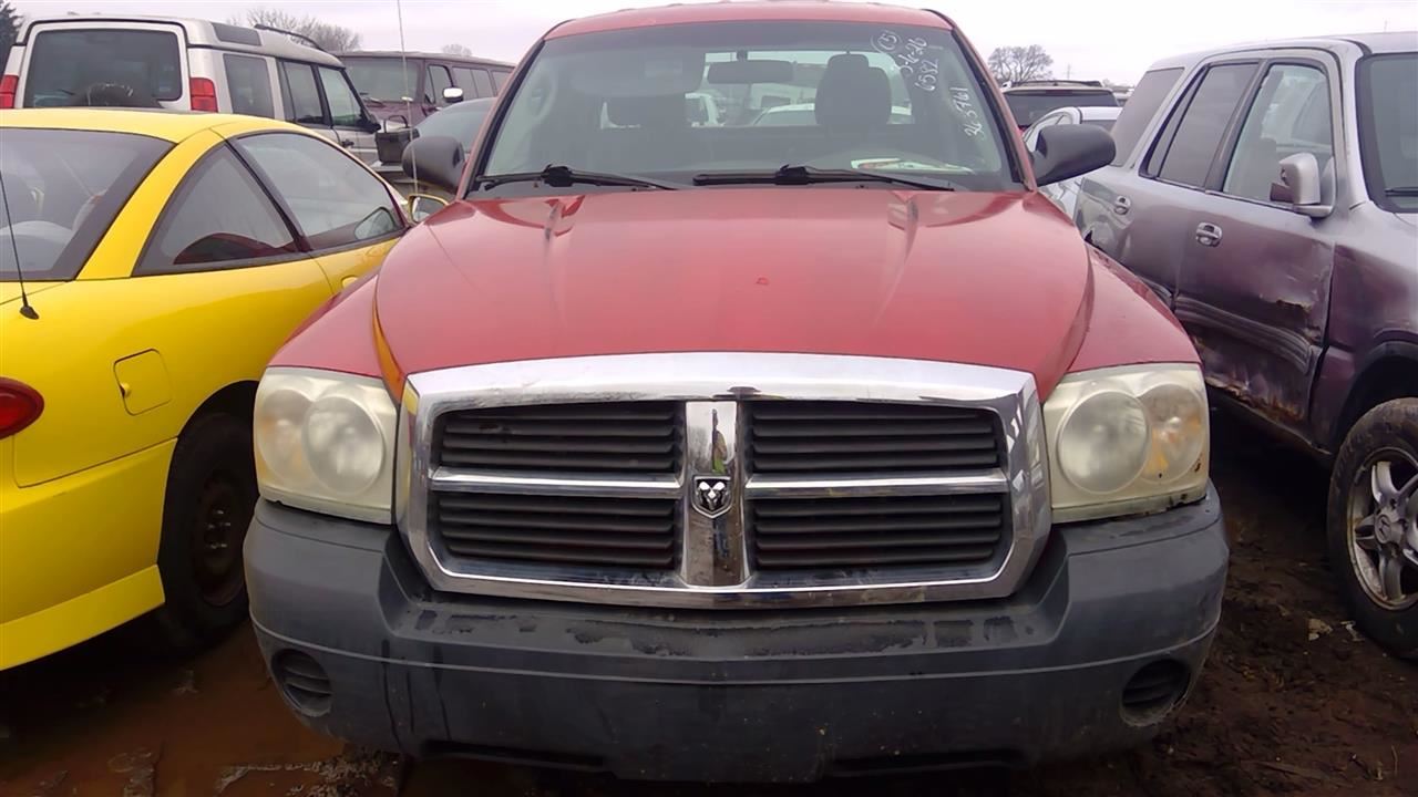 2005 DODGE Dakota