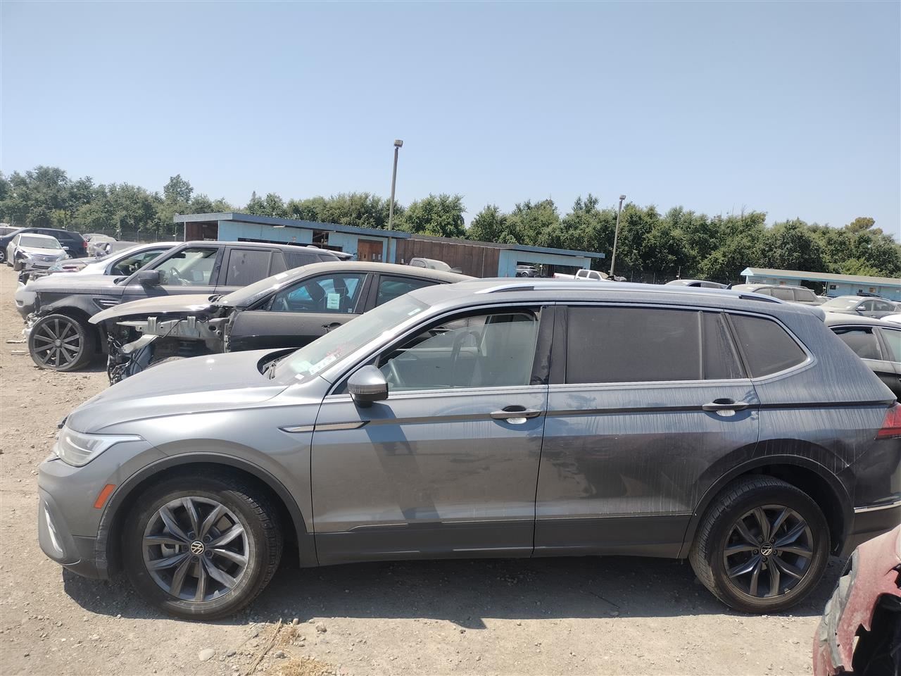 RIGHT FRONT WIPER ARM OEM 2023 VOLKSWAGEN TIGUAN 5NN 955 410 03C - Image 4