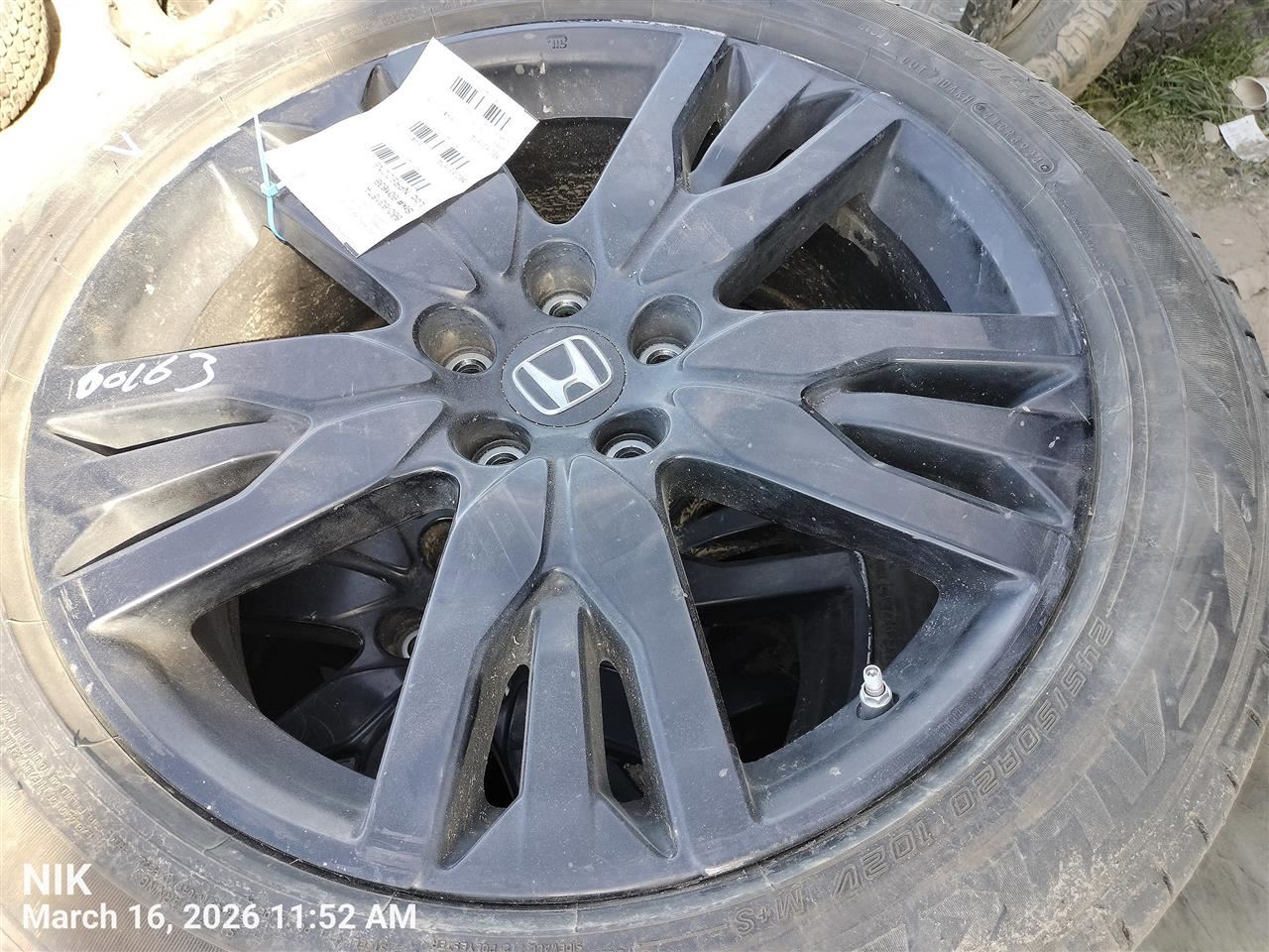 Wheel 20x8 Alloy Painted Black Fits 19-22 PILOT 9346656 - Image 1