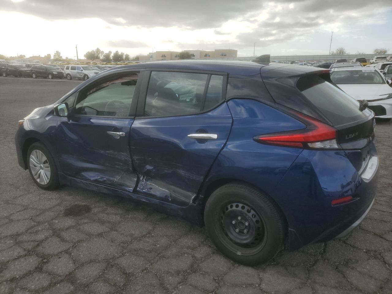 LEFT FRONT WIPER ARM OEM 2016 NISSAN LEAF 288813NF0A - Image 2