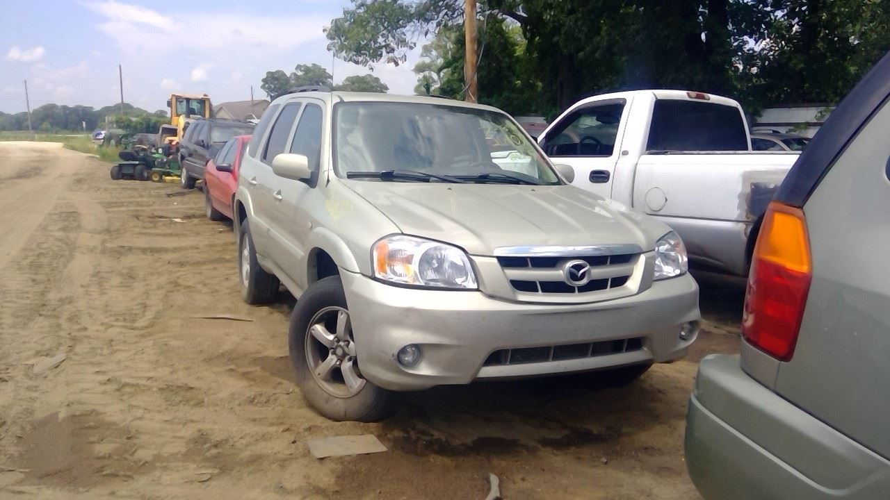 2005 MAZDA Tribute