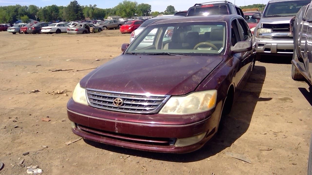2003 TOYOTA Avalon