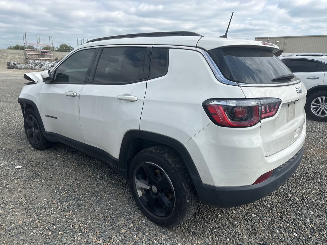 LEFT BLK REAR HEADREST OEM 2018 JEEP COMPASS - Image 4